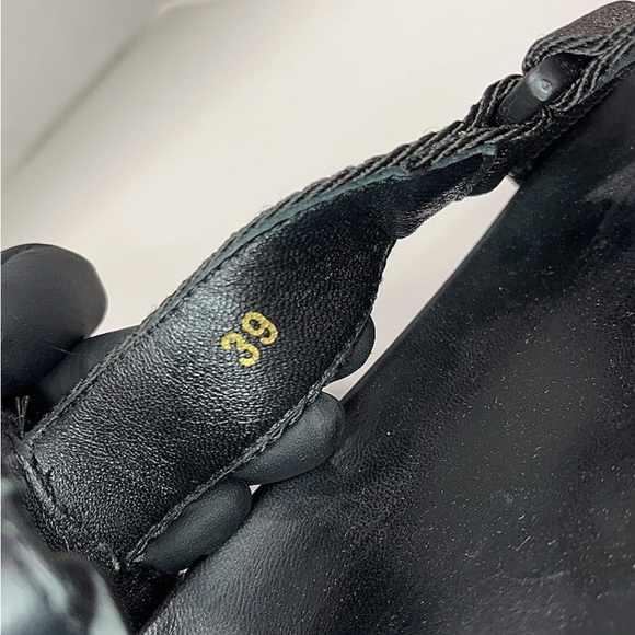 Moncler Catura Sandals sz 39 EU - Picture 8 of 10